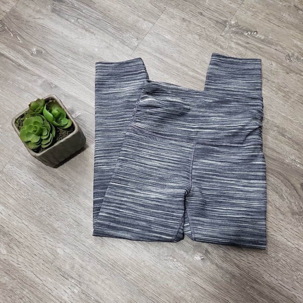 Lululemon Still Mind Crop Space Dye Black Sz 2